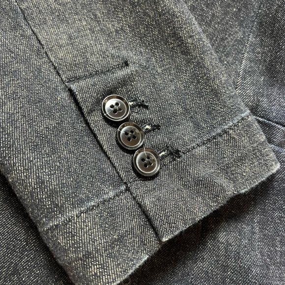 50% Off Banana Republic Denim Blazer ONLY WORN ONCE - Picture 6 of 6